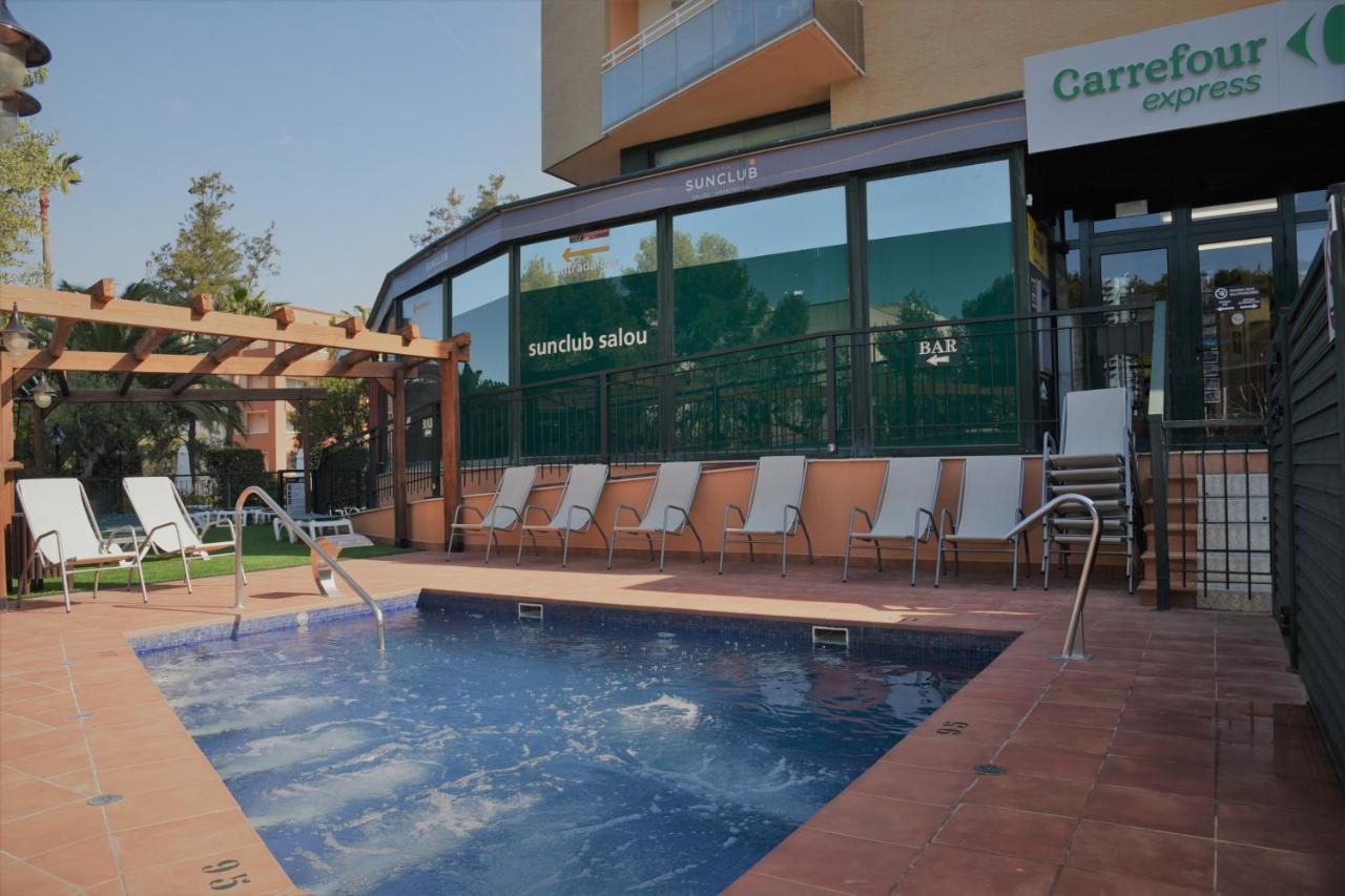 Aparthotel Sunclub 萨洛 外观 照片