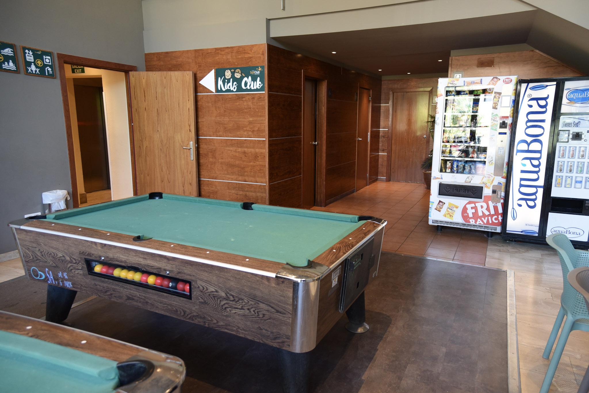 Aparthotel Sunclub 萨洛 外观 照片