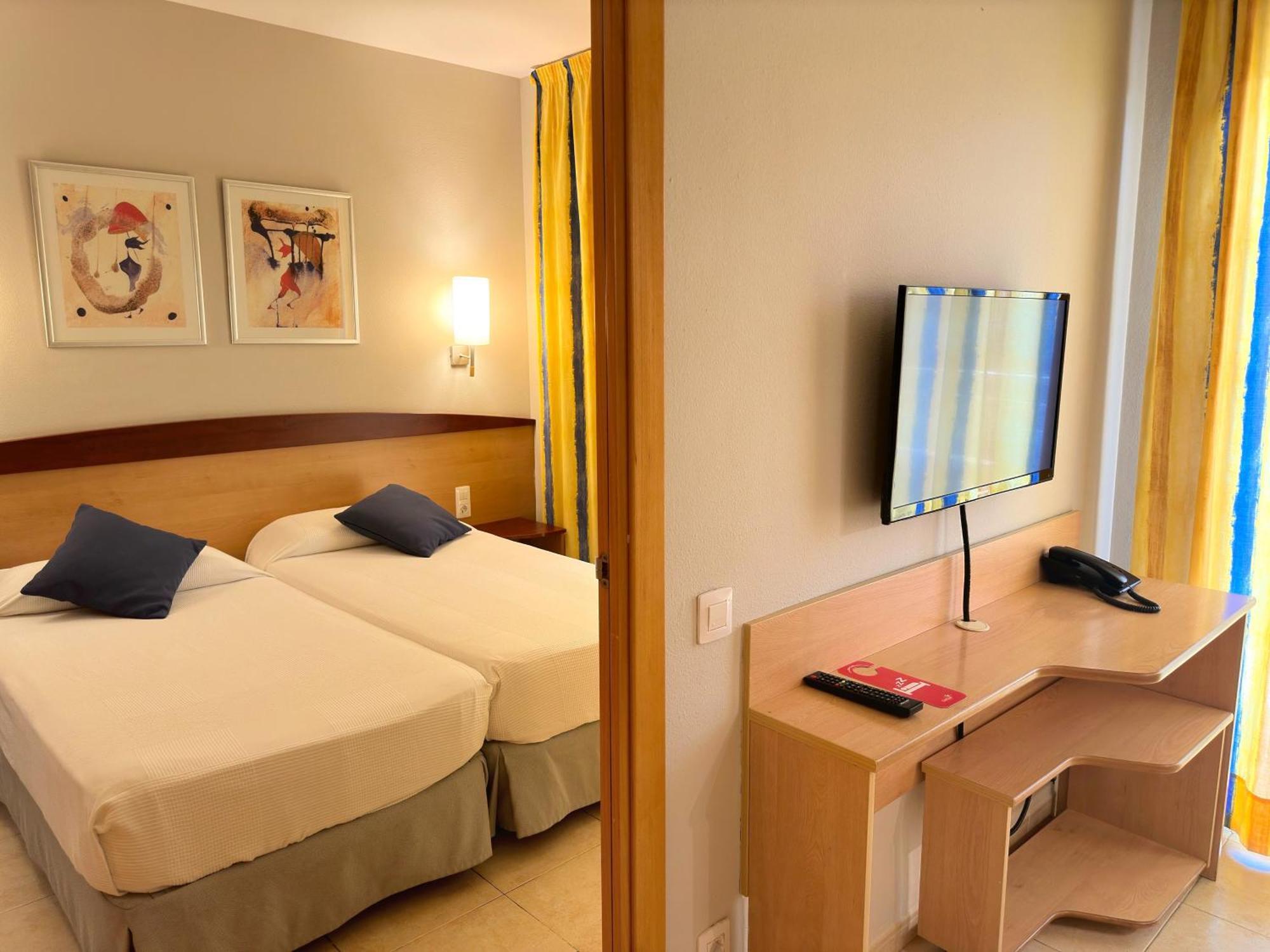 Aparthotel Sunclub 萨洛 外观 照片