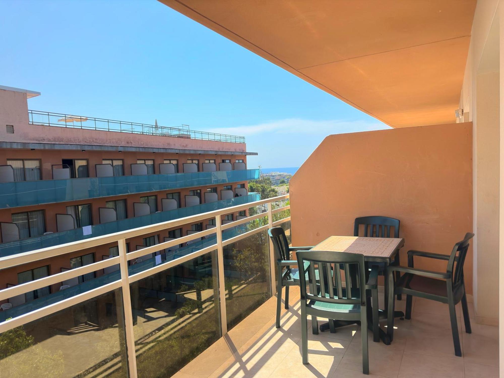 Aparthotel Sunclub 萨洛 外观 照片