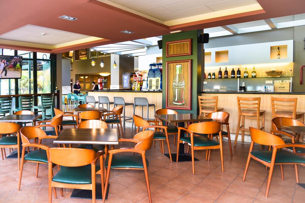 Aparthotel Sunclub 萨洛 外观 照片